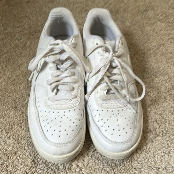 Nike Womens Court Vision CD5434-100 Low White Fashion Sneaker Size 10 - Picture 2 of 7